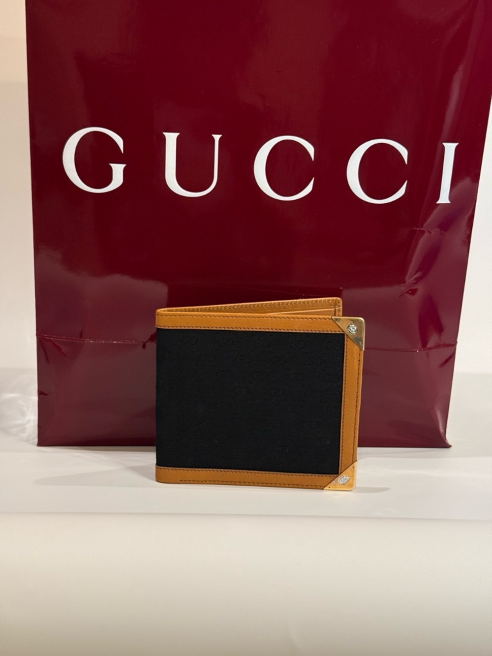 Gucci Black and Brown Wallet